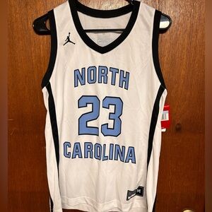 NIKE JORDAN WOMENS MEDIUM BASKETBALL JERSEY